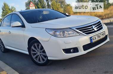 Седан Renault Latitude 2011 в Киеве