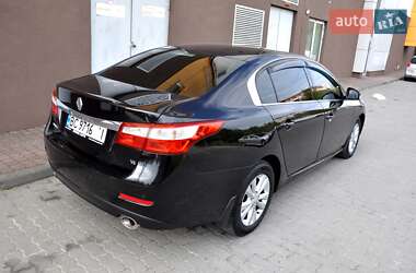 Седан Renault Latitude 2010 в 