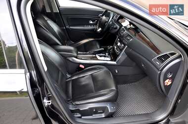 Седан Renault Latitude 2010 в 