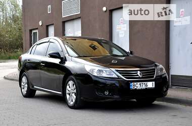 Седан Renault Latitude 2010 в Львові