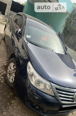 Седан Renault Latitude 2011 в Миколаєві