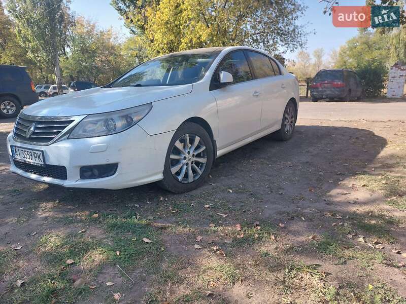 Седан Renault Latitude 2011 в Києві