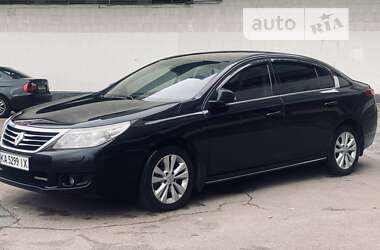 Седан Renault Latitude 2011 в Киеве