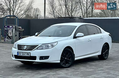 Седан Renault Latitude 2013 в Дніпрі