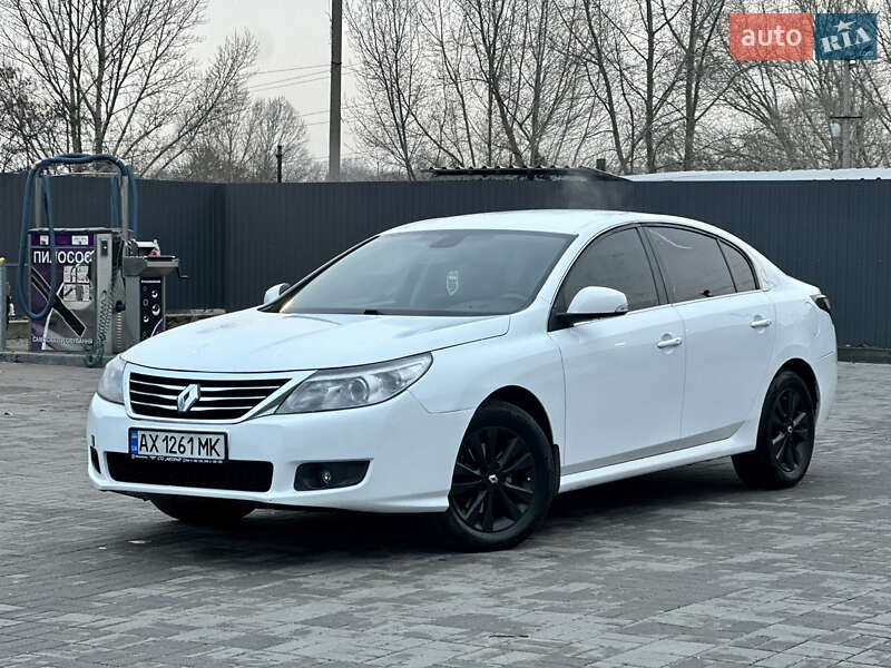 Седан Renault Latitude 2013 в Днепре