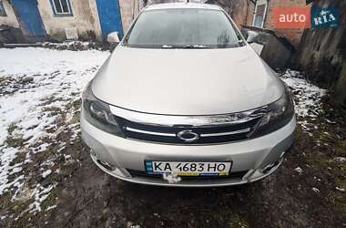 Седан Renault Latitude 2011 в Козельце