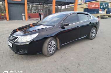 Седан Renault Latitude 2011 в 