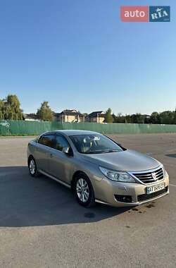 Седан Renault Latitude 2010 в Ивано-Франковске