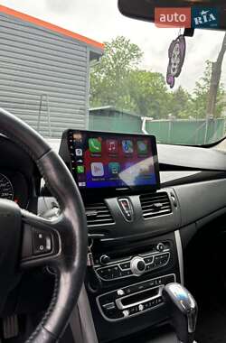 Седан Renault Latitude 2010 в 