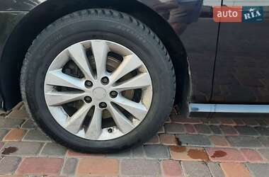 Седан Renault Latitude 2011 в 