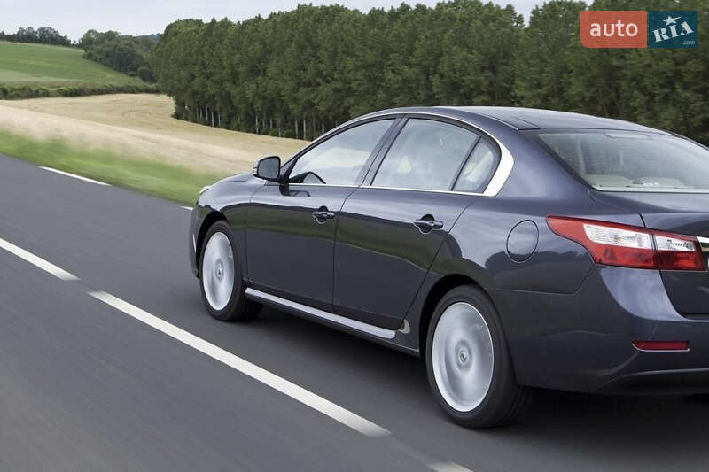 Седан Renault Latitude 2012 в Тернополе