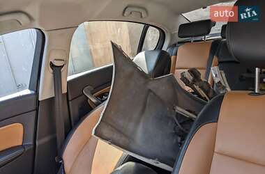 Седан Renault Latitude 2013 в 