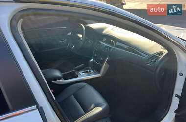 Седан Renault Latitude 2018 в 
