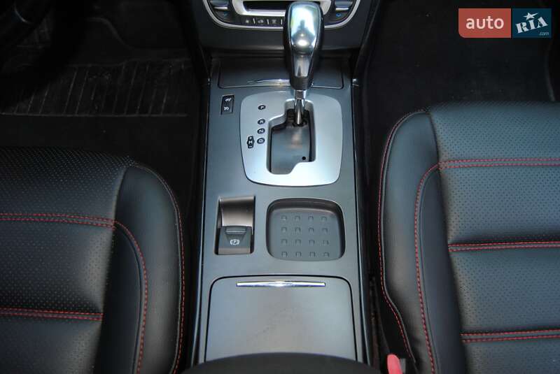 Седан Renault Latitude 2012 в Хмельницком