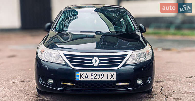 Седан Renault Latitude 2011 в Киеве