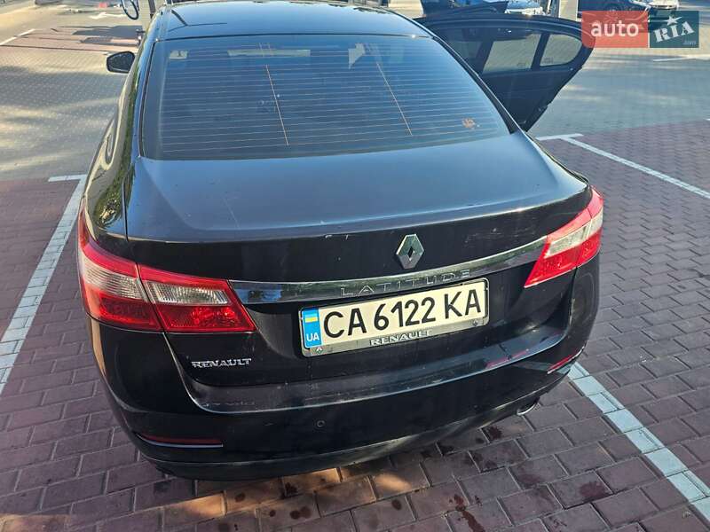 Седан Renault Latitude 2011 в Черкассах