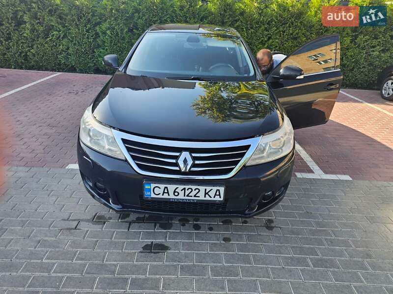 Renault Latitude 2011