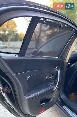 Седан Renault Latitude 2012 в 