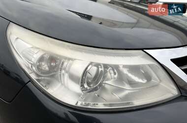 Седан Renault Latitude 2012 в 