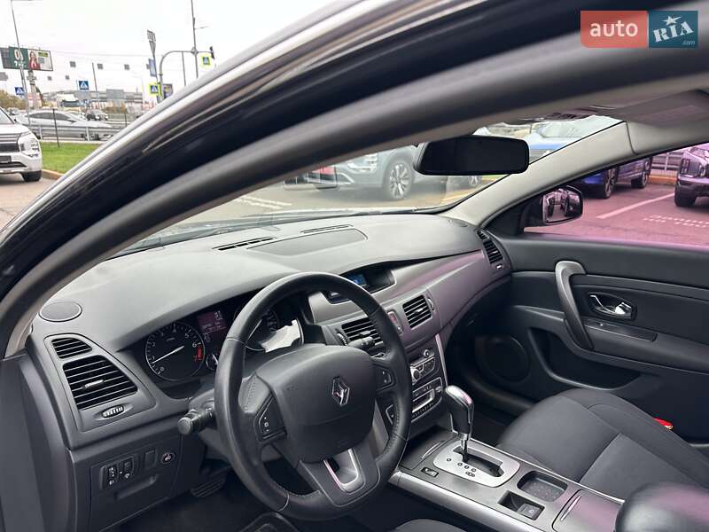 Седан Renault Latitude 2012 в Києві