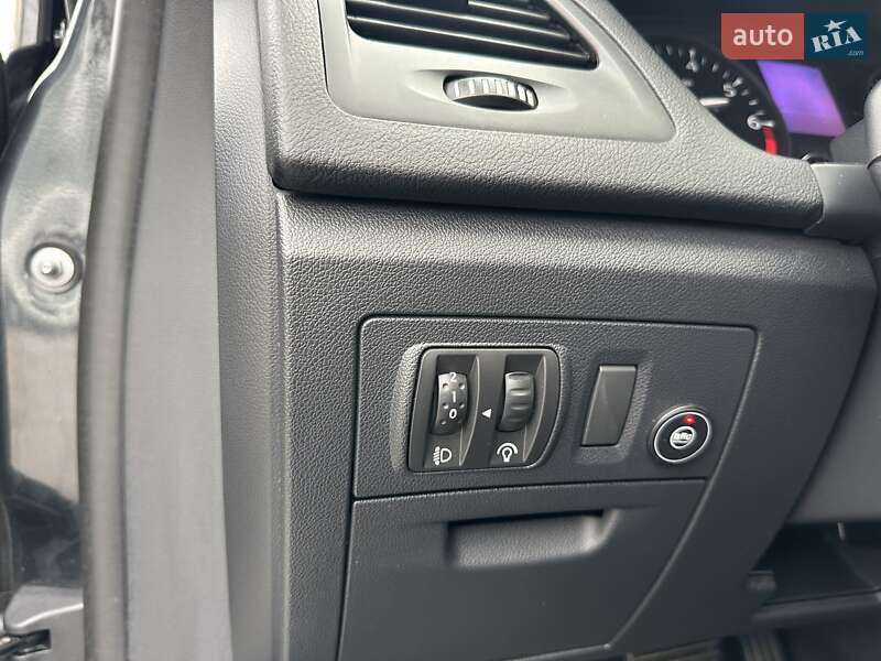 Седан Renault Latitude 2012 в Києві