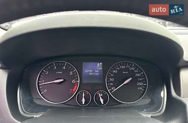 Седан Renault Latitude 2012 в 