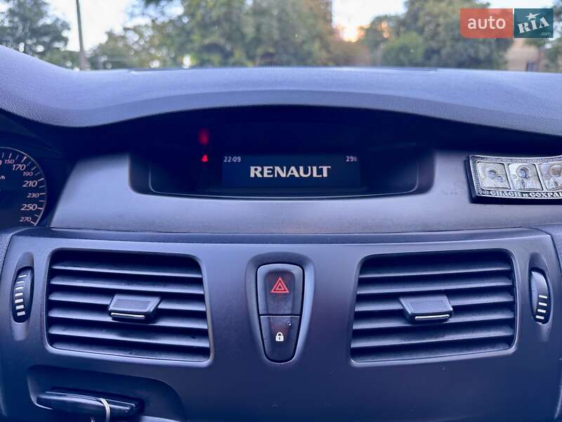 Седан Renault Latitude 2011 в Одесі