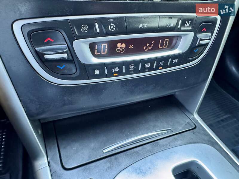 Седан Renault Latitude 2011 в Одесі