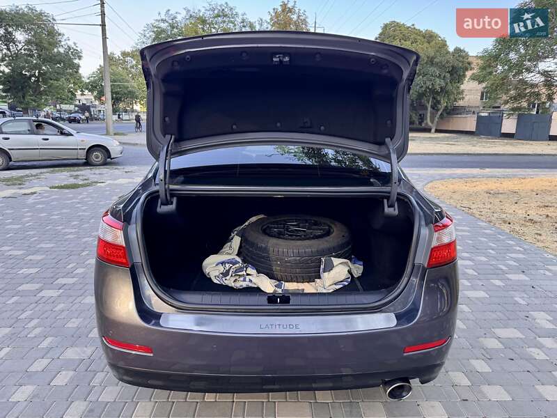 Седан Renault Latitude 2011 в Одесі