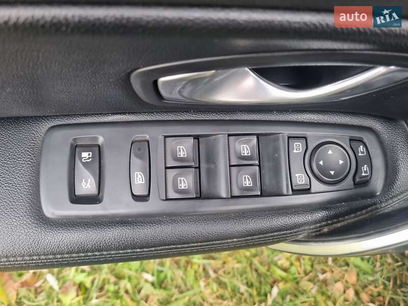 Седан Renault Latitude 2011 в Ивано-Франковске фото 3 Седан Renault Latitude 2011 в Ивано-Франковске