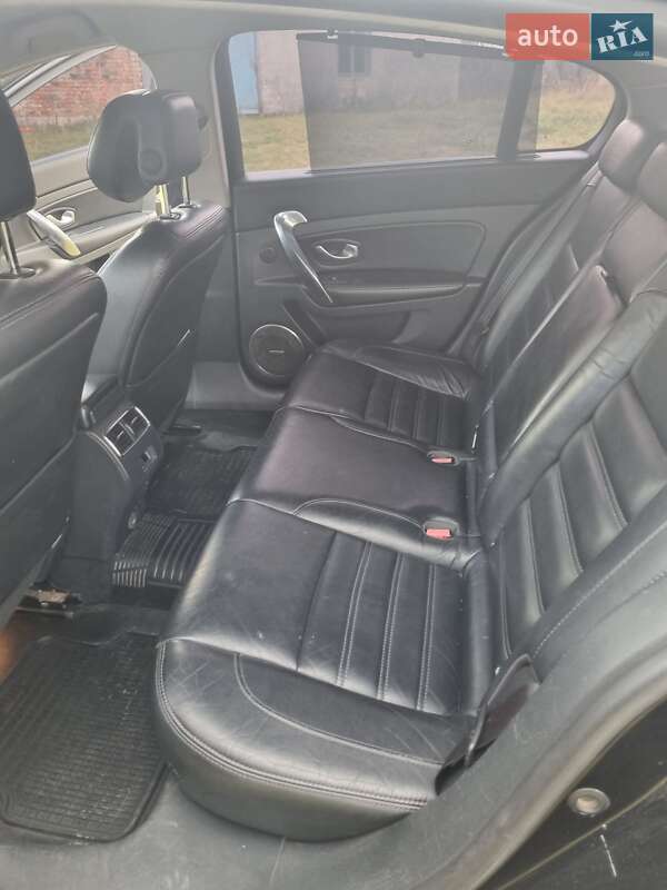 Седан Renault Latitude 2011 в Ивано-Франковске фото 8 Седан Renault Latitude 2011 в Ивано-Франковске