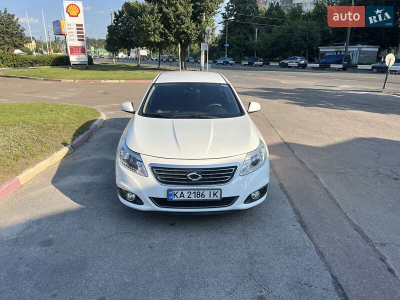 Седан Renault Latitude 2018 в Житомире