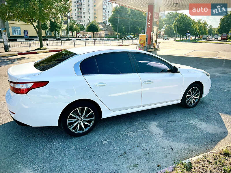 Седан Renault Latitude 2018 в Житомире