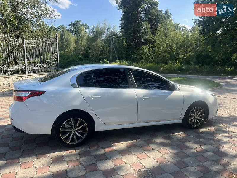 Седан Renault Latitude 2018 в Житомире