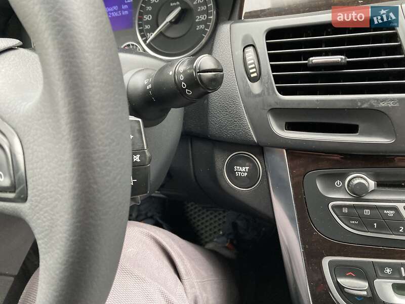 Седан Renault Latitude 2012 в Львове фото 26 Седан Renault Latitude 2012 в Львове