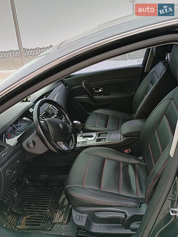 Седан Renault Latitude 2012 в Хмельницком