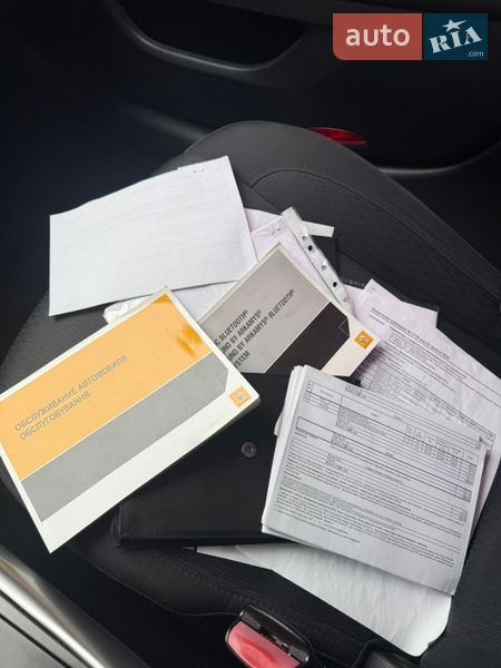 Седан Renault Latitude 2012 в Киеве