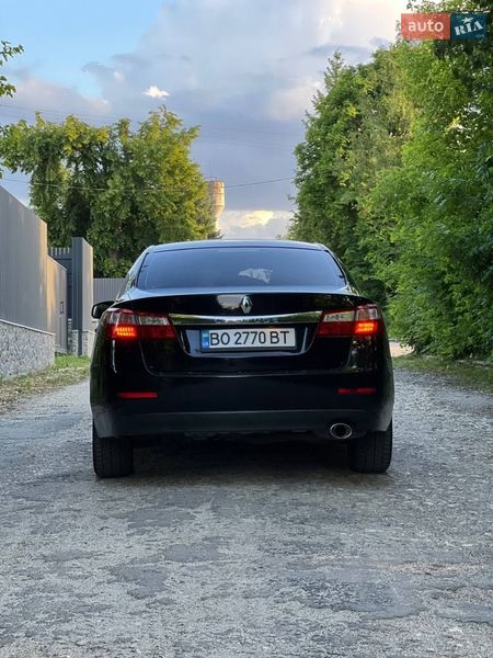 Седан Renault Latitude 2011 в Тернополі