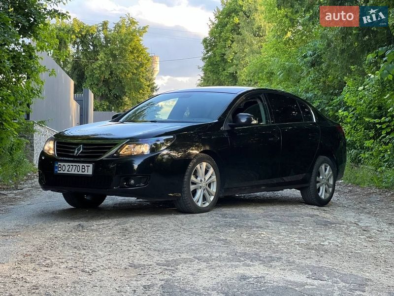 Седан Renault Latitude 2011 в Тернополі