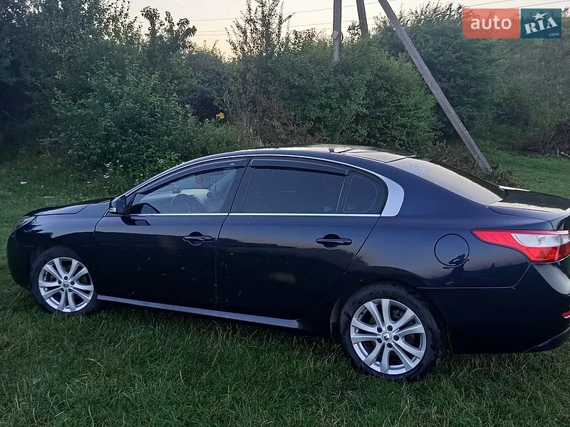 Renault Latitude