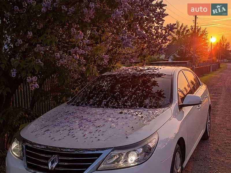 Renault Latitude