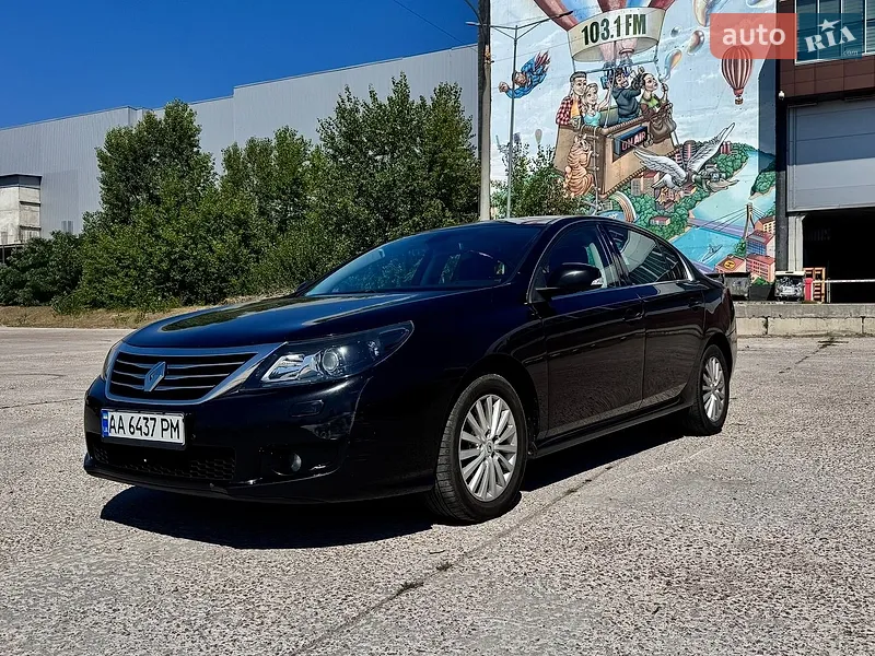 Renault Latitude