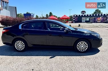 Седан Renault Latitude 2012 в Києві