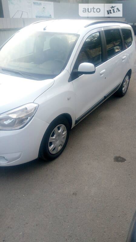 Минивэн Renault Lodgy 2016 в Львове