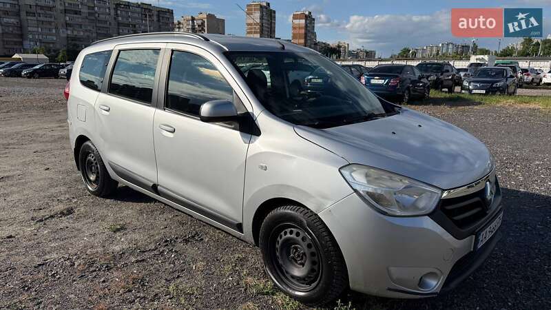 Мінівен Renault Lodgy 2013 в Києві