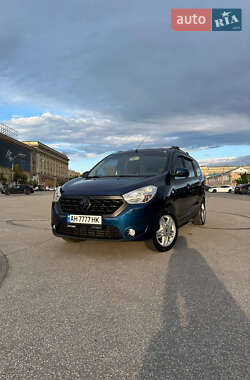 Минивэн Renault Lodgy 2018 в 