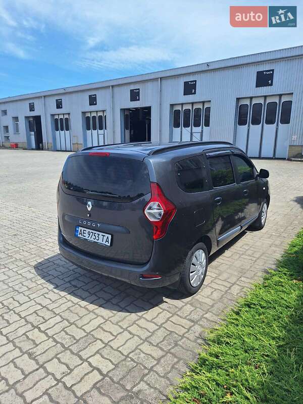 Renault Lodgy 2015 Renault Lodgy 2015