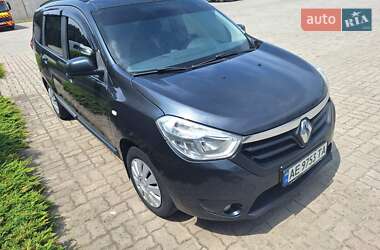Мінівен Renault Lodgy 2015 в Дніпрі