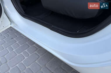 Минивэн Renault Lodgy 2016 в 