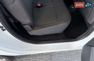 Минивэн Renault Lodgy 2016 в 